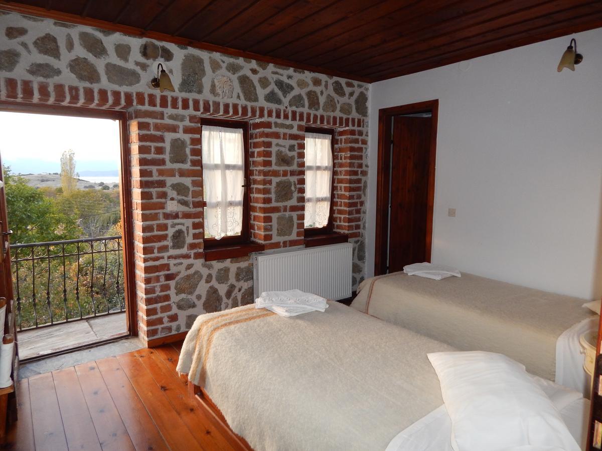Ξενώνας Αριάδνη - Guesthouse Ariadni Lemos ภายนอก รูปภาพ