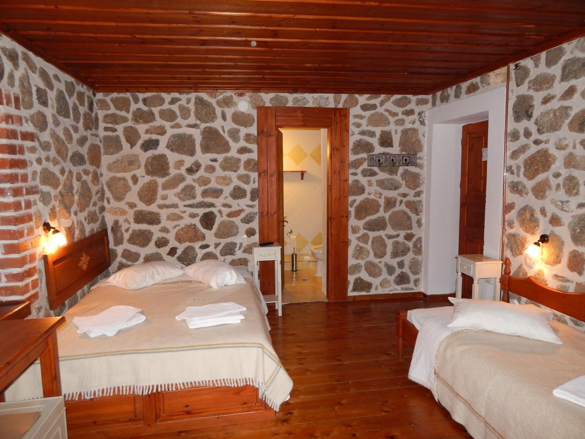 Ξενώνας Αριάδνη - Guesthouse Ariadni Lemos ภายนอก รูปภาพ