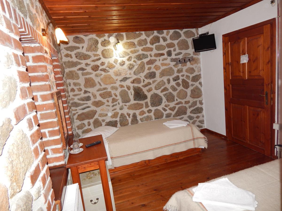 Ξενώνας Αριάδνη - Guesthouse Ariadni Lemos ภายนอก รูปภาพ