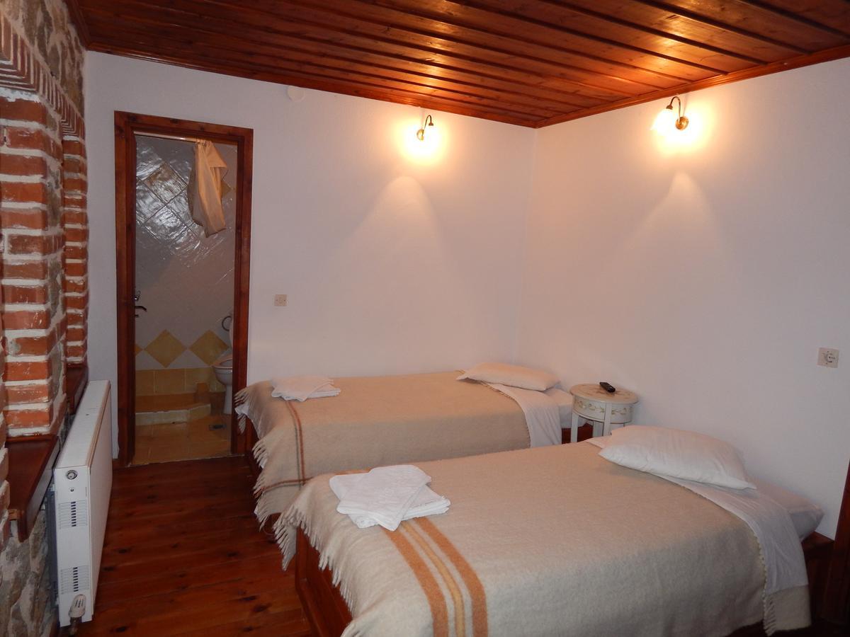 Ξενώνας Αριάδνη - Guesthouse Ariadni Lemos ภายนอก รูปภาพ