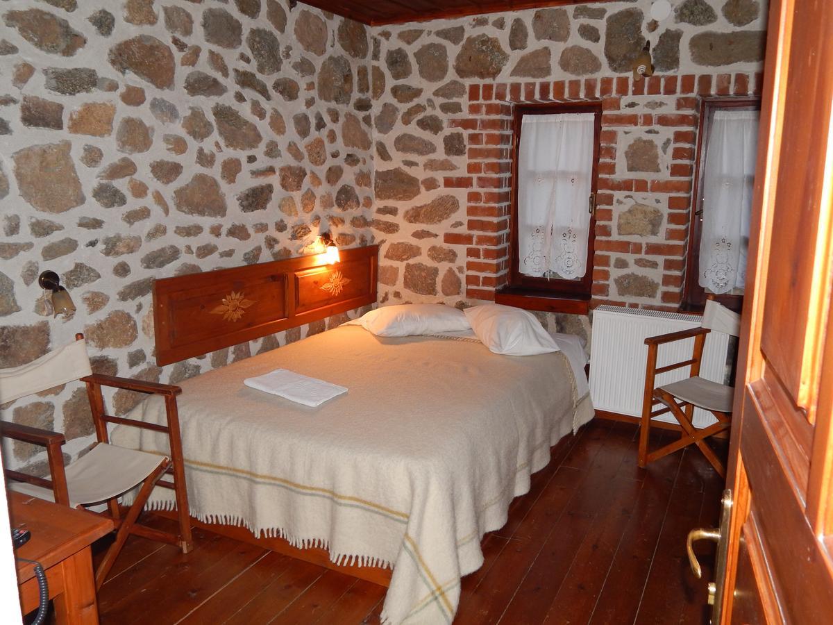 Ξενώνας Αριάδνη - Guesthouse Ariadni Lemos ภายนอก รูปภาพ