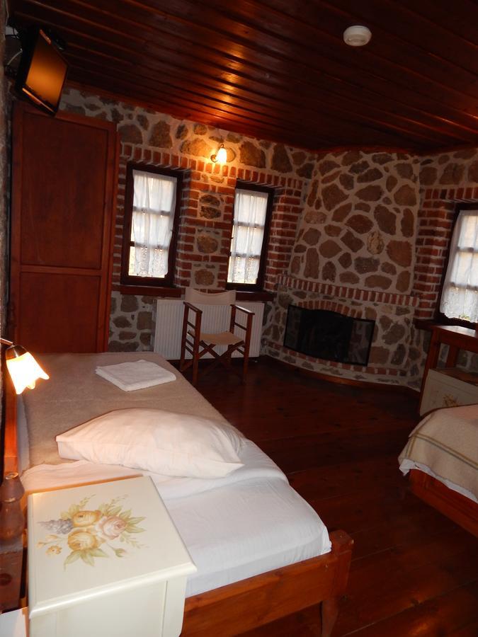 Ξενώνας Αριάδνη - Guesthouse Ariadni Lemos ภายนอก รูปภาพ