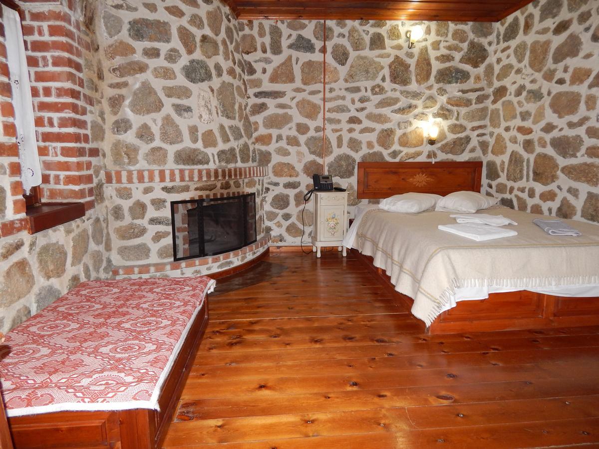 Ξενώνας Αριάδνη - Guesthouse Ariadni Lemos ภายนอก รูปภาพ