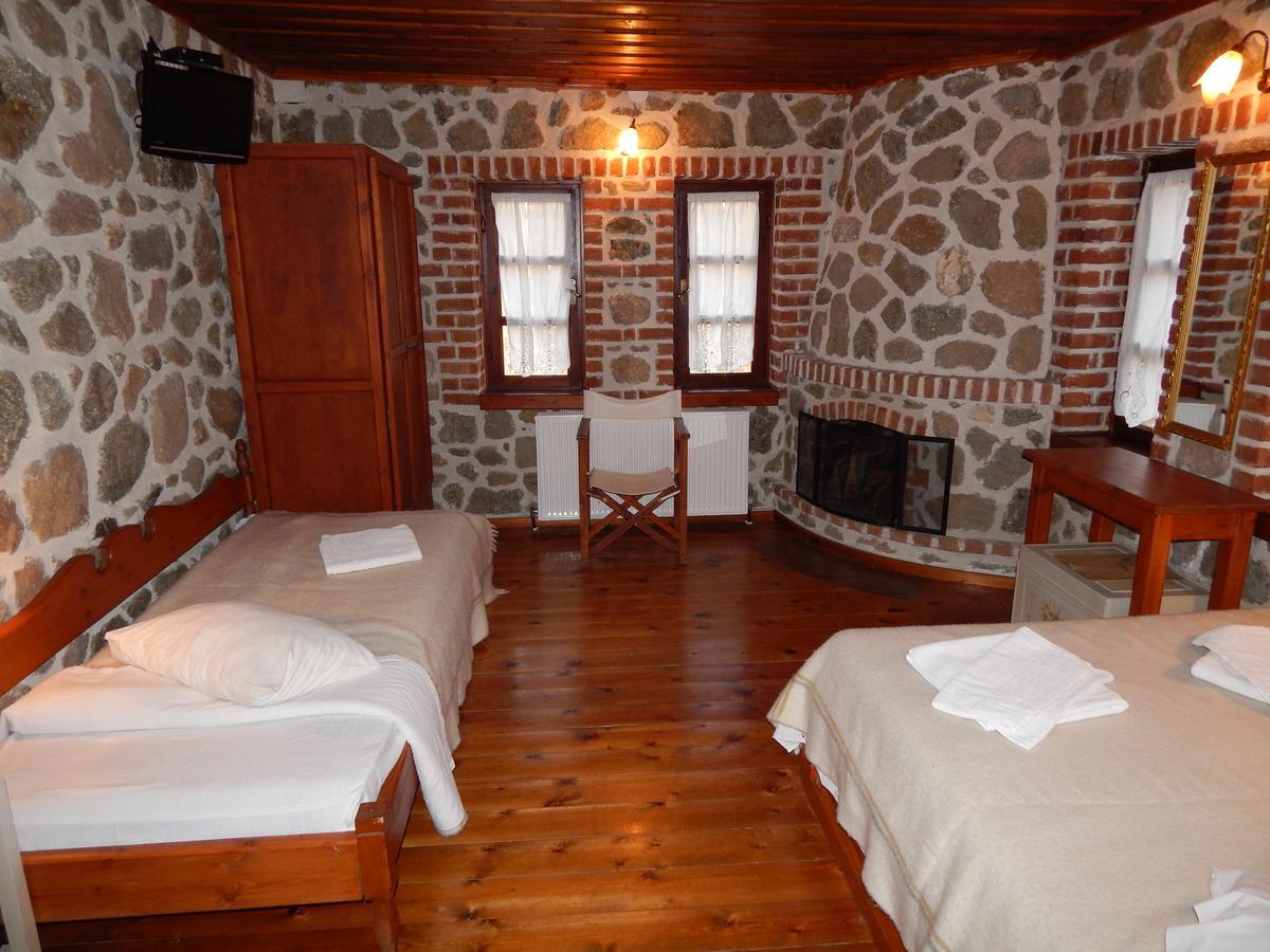 Ξενώνας Αριάδνη - Guesthouse Ariadni Lemos ภายนอก รูปภาพ
